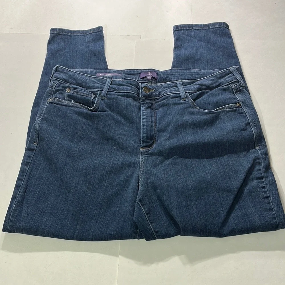 Not Your Daughter's Jeans NYDJ Ami Skinny Legging 18W medium wash denim